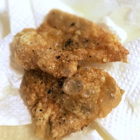 電子レンジで簡単☆鶏皮パリパリせんべい☆