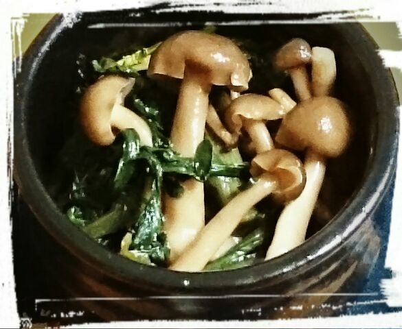 菊菜としめじの麺つゆ炒めの画像