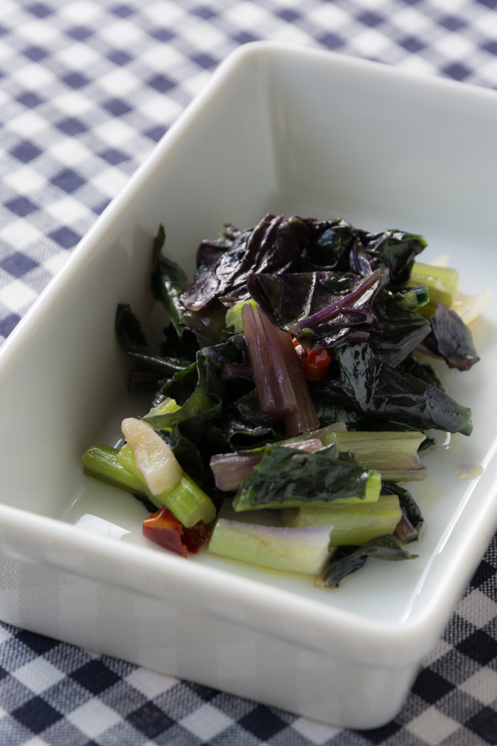 紫小松菜のオイル蒸しの画像