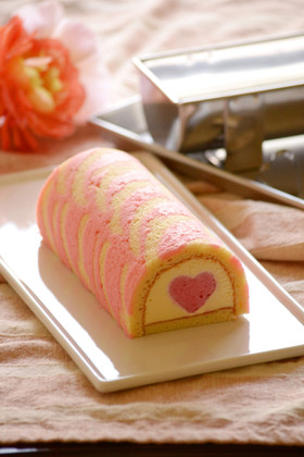 ハートのかくれんぼムースケーキ
