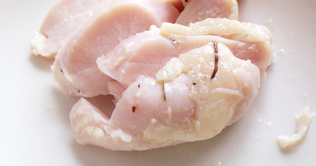 放置ok 超簡単な鶏胸肉ハム コンフィ レシピ 作り方 By ひとり飯おいしい クックパッド 簡単おいしいみんなのレシピが365万品