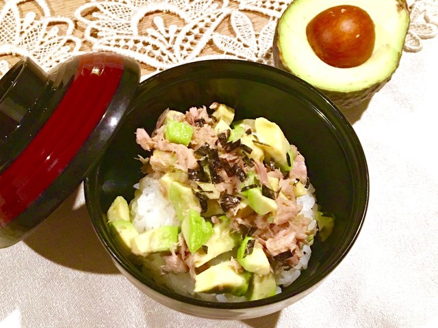 離乳食中期 後期 簡単アボカドツナ丼 レシピ 作り方 By 美人になるレシピ クックパッド 簡単おいしいみんなのレシピが361万品
