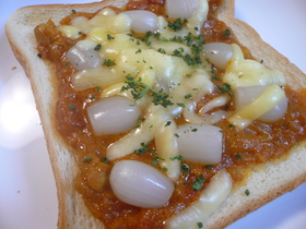 らっきょうとコラボ☆カレーチーズトースト