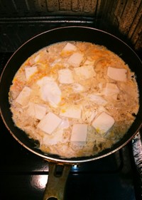卵と豆腐の丼