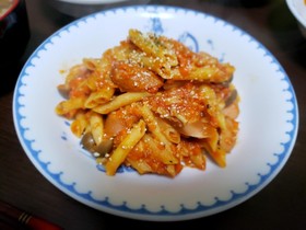 市販のミートソースで!ミートペンネ