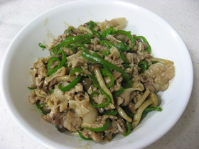 豚肉のチンジャオロースー風