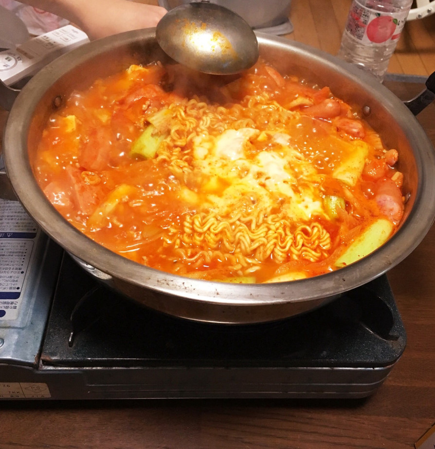 あるもので簡単！韓国プデチゲ by ケリーシオン 【クックパッド】 簡単おいしいみんなのレシピが396万品