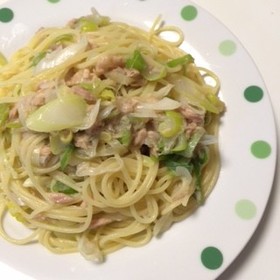 ねぎ大量消費!超簡単ツナと長ネギのパスタ