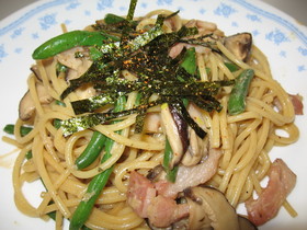 オイマヨで椎茸ベーコンのスパゲティ