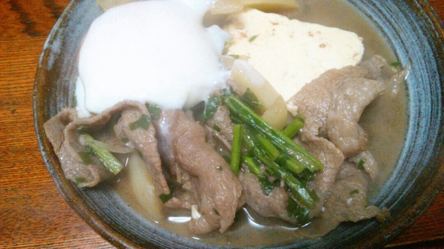豆腐と牛肉の温泉卵落としの煮浸しの画像