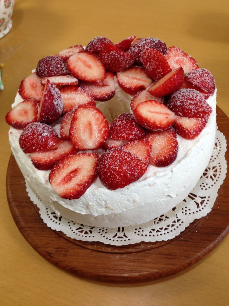 苺シフォンケーキ簡単♡お誕生日♡記念日にの画像