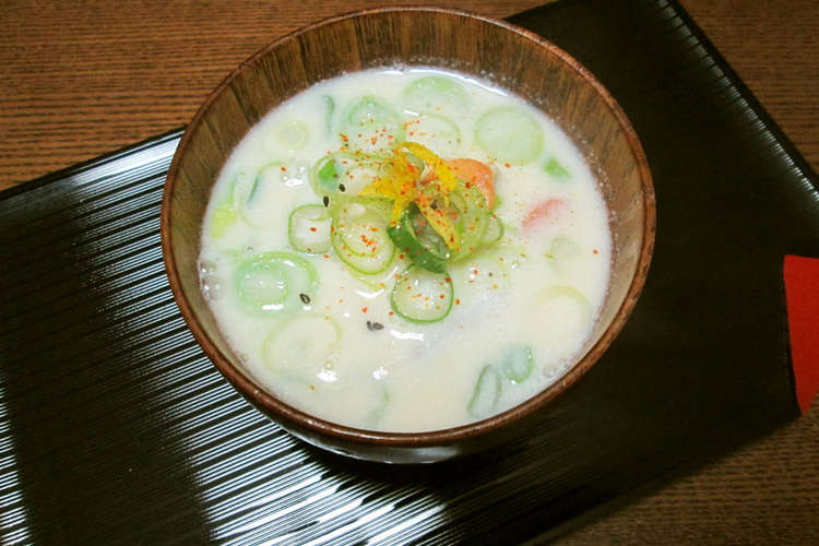 かしら芋の豆乳入り白味噌汁 レシピ 作り方 By クックささぴー クックパッド