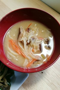 簡単☆干したまま椎茸の味噌汁