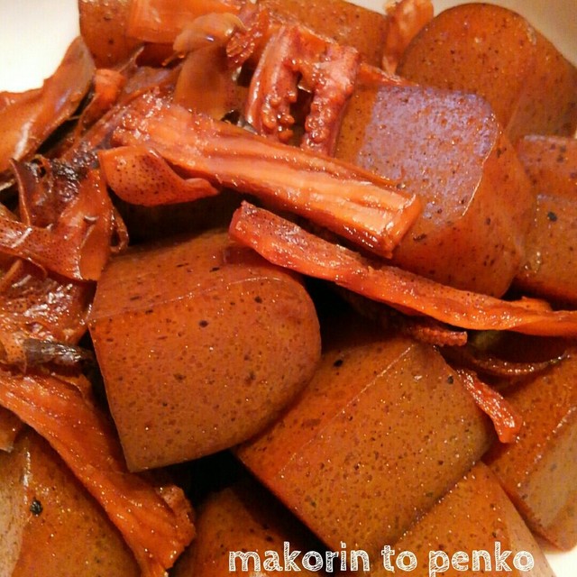 玉こんにゃく風 こんにゃくとスルメの煮物 レシピ 作り方 By まこりんとペン子 クックパッド 簡単おいしいみんなのレシピが352万品 玉こんにゃく風 こんにゃくとスルメの煮物 レシピ 作り方 By まこりんとペン子 クックパッド 簡単おいしいみんなのレシピが352万品