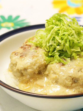 ダイズ3兄弟のとろ〜りつくね丼