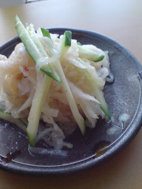 シャキシャキさっぱり♪切干大根サラダ
