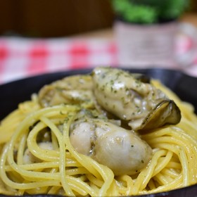 アヒージョミックスde牡蠣のパスタ