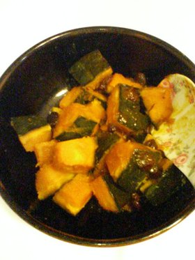 かぼちゃとレーズンの簡単ハチミツレモン煮