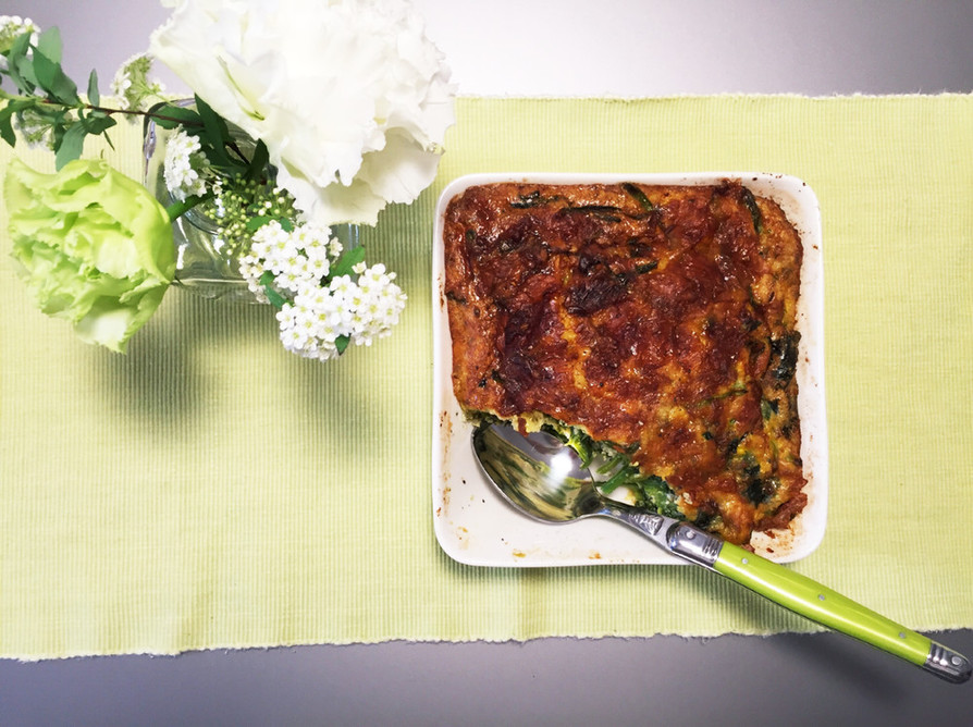 スパイシーなキヌアとほうれん草のプラオ（ピラフ）のレシピ