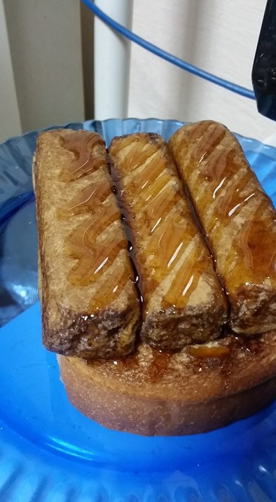 簡単♡駄菓子菓子黒糖麩菓子黒蜜トースト！の写真