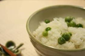 旬の味、豆ご飯