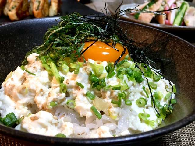 ダイエットに ヘルシーお豆腐丼 レシピ 作り方 By お家シェフkaiya クックパッド