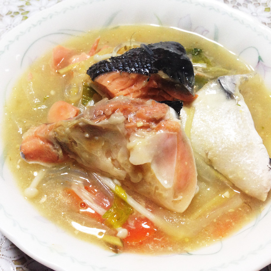 鮭と根菜の酢味噌汁の画像