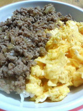 ◆簡単◆10分で出来る豚そぼろの2色丼◆