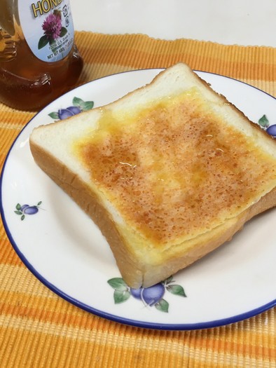 レンジで簡単♡カリカリチーズトーストの写真