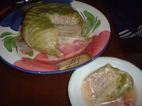 丸ごとキャベツのミートローフ