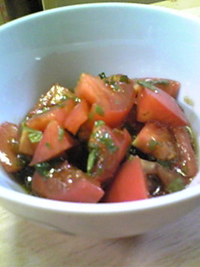トマトのバルサ・サラダの写真