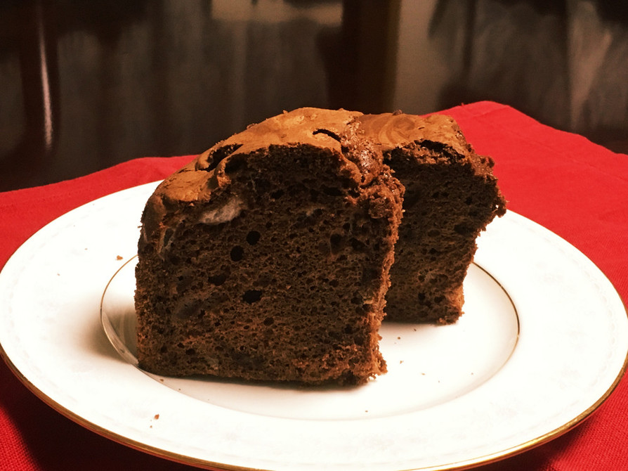 チョコレートシフォンケーキの画像