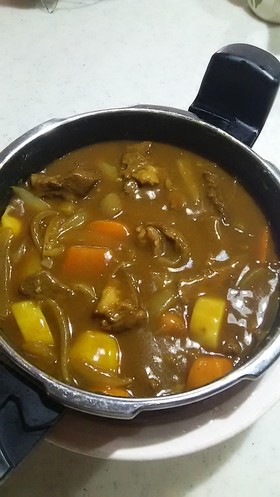 ビーフカレーの牛肉を柔らかくするには