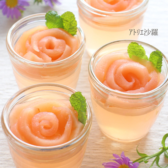 バラの花 りんごと白ワインのゼリー レシピ 作り方 By ｱﾄﾘｴ沙羅 クックパッド