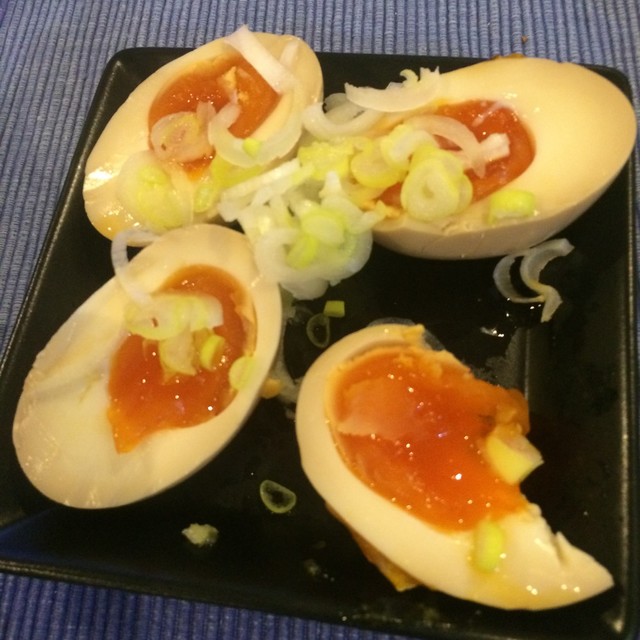 ストウブで超簡単半熟煮卵 つゆ節約版 レシピ 作り方 By フタモッチ クックパッド 簡単おいしいみんなのレシピが360万品