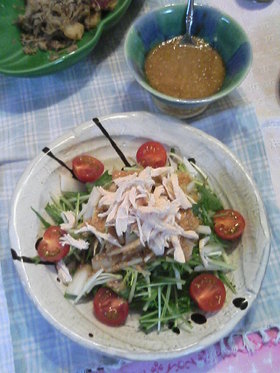 簡単ゴマドレッシング♪野菜一杯入り
