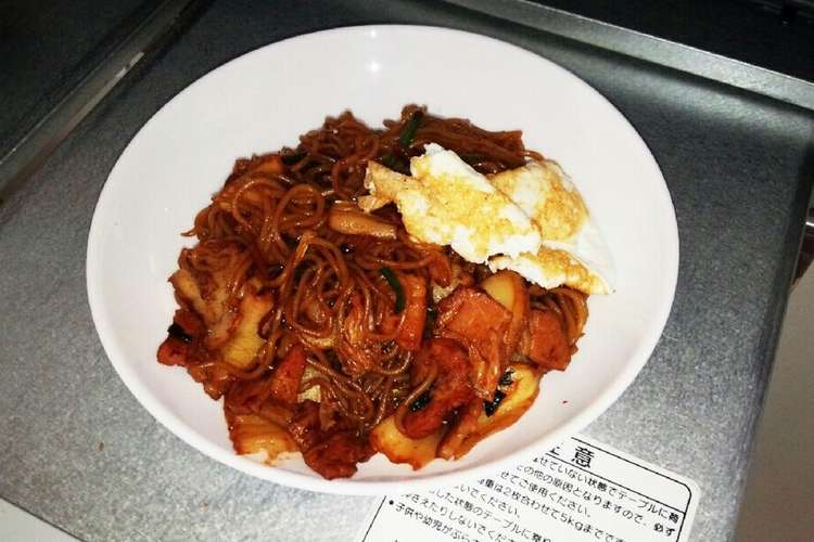 マルちゃんでキムチ焼きそば レシピ 作り方 By ドキンちゃんです クックパッド 簡単おいしいみんなのレシピが357万品
