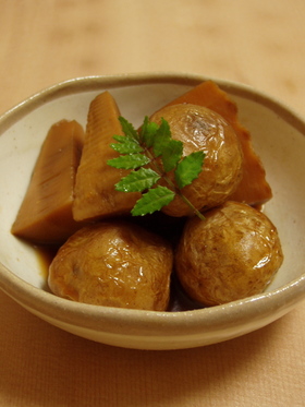 新じゃがと筍の煮物