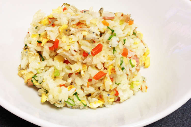 調味料３つ 簡単激ウマチャーハン レシピ 作り方 By ままれりく クックパッド 簡単おいしいみんなのレシピが352万品