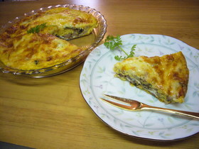 スモークチキンのキッシュ風オムレツ