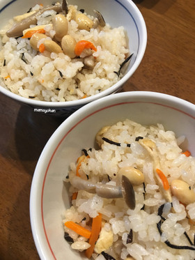 大豆の炊き込みごはん