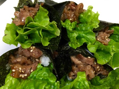 簡単‼焼き肉手巻き寿司の写真