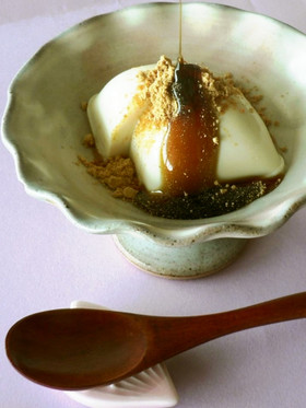絶品!お豆腐スイーツ 黒みつきな粉