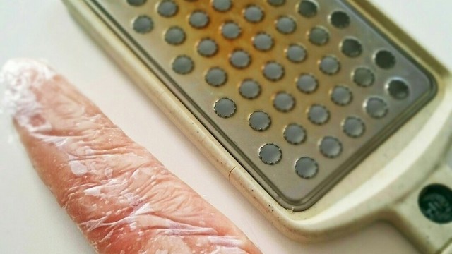 使う分だけすりおろす 鶏ささみ 離乳食 レシピ 作り方 By Saya 10 クックパッド 簡単おいしいみんなのレシピが360万品