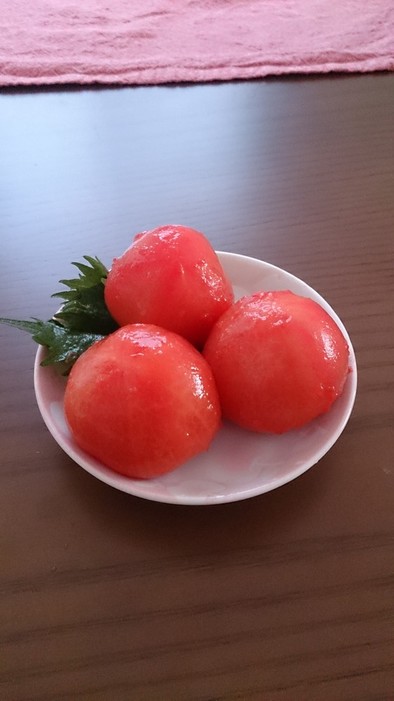 簡単☆トマトの湯剥きの写真