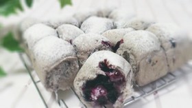 ブルーベリーとクリームチーズのちぎりパン