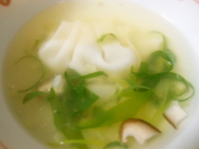 餃子のスープ仕立て　簡単　私流の写真