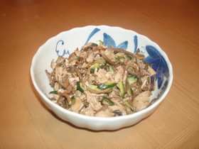 かつおときのこ達の甘辛煮