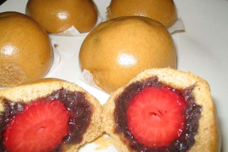 いちご饅頭 レシピ 作り方 By Jamily クックパッド 簡単おいしいみんなのレシピが378万品