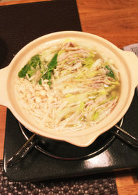 簡単白菜ミルフィーユ鍋 (2人前)
